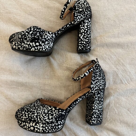 Retro N.Y.L.A. Black & White Pony Hair Platform Mary Jane Heels - sz 8 - Picture 2 of 6